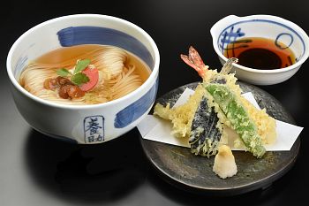 Tohoku_InaniwaKaiseki_Omachi_SatoYosuke